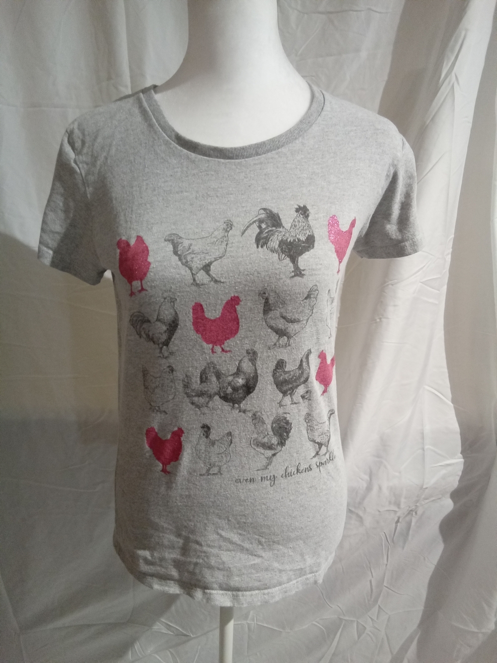 Gildan Gray Short Sleeve Tee with glitter Pink Chicken Graphic SM